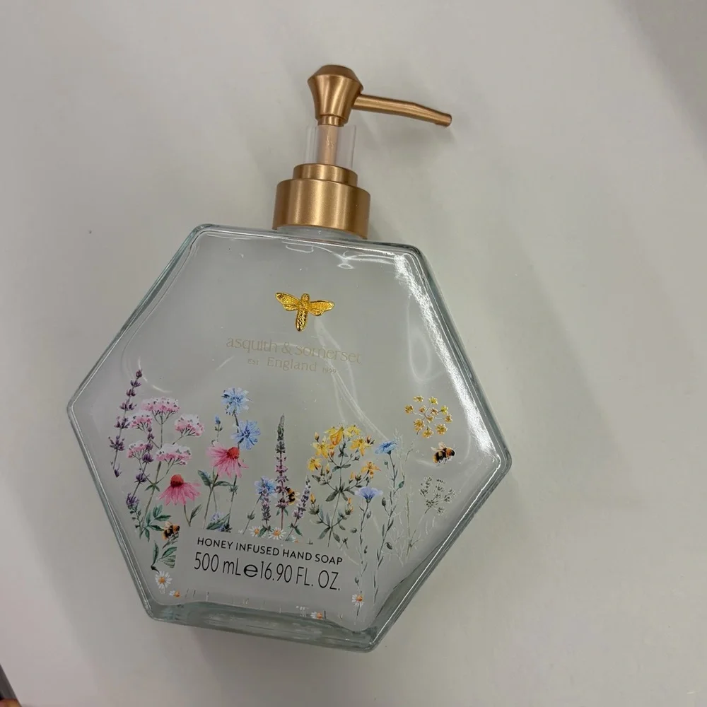 NWT ⚜️🤍⚜️ ASQUITH & SOMERSET HONEY INFUSED HAND SOAP